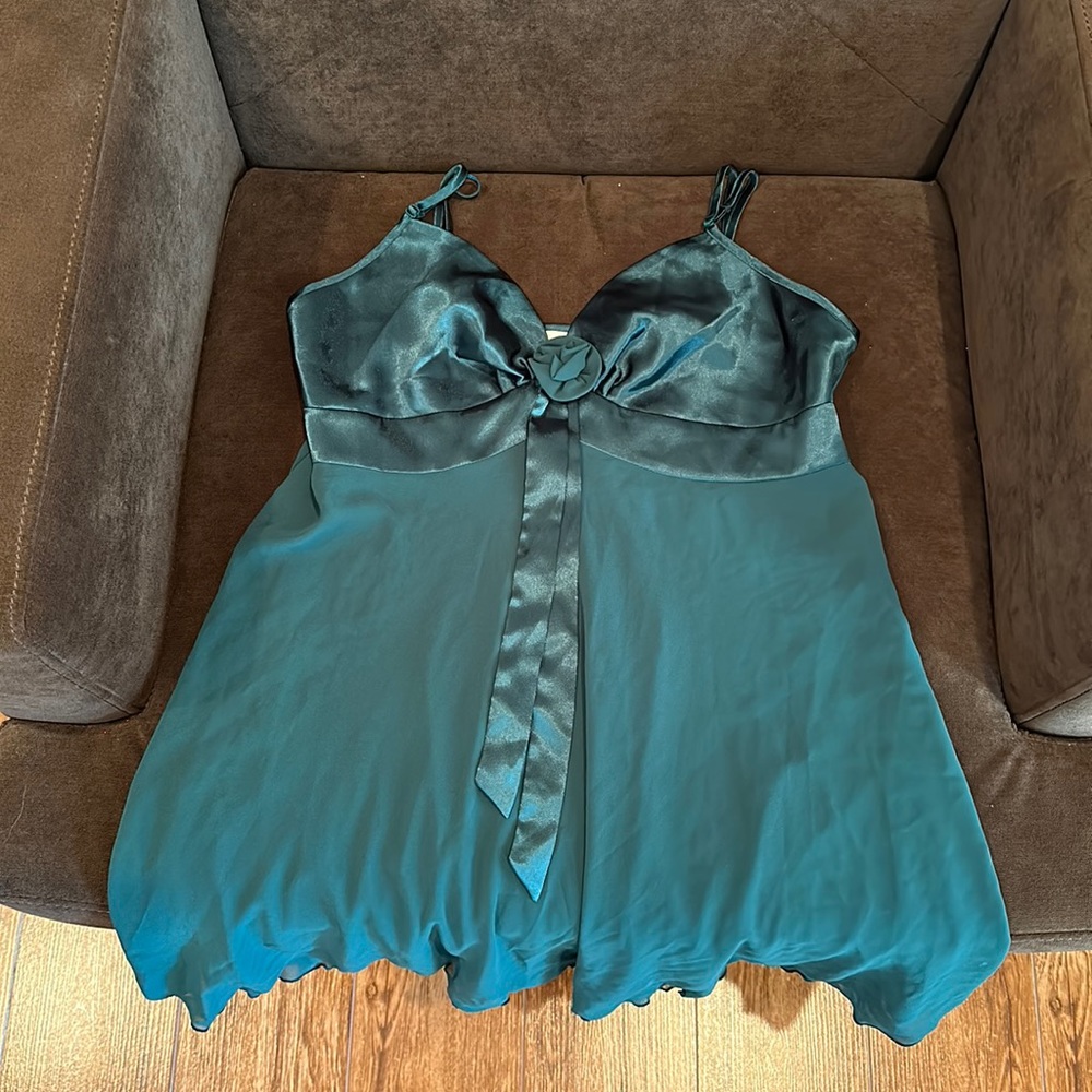 Victoria’s Secret Vintage Forest Green Babydoll Lingerie Slip Tank Small NWOT